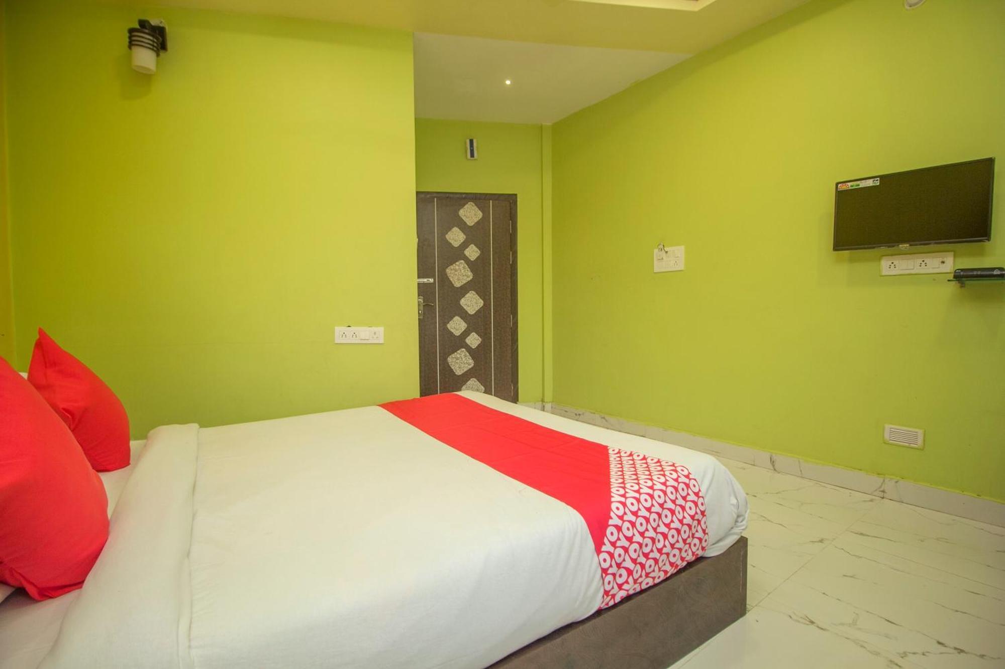 OYO 30531 Resort Green Wave Lataguri Buitenkant foto