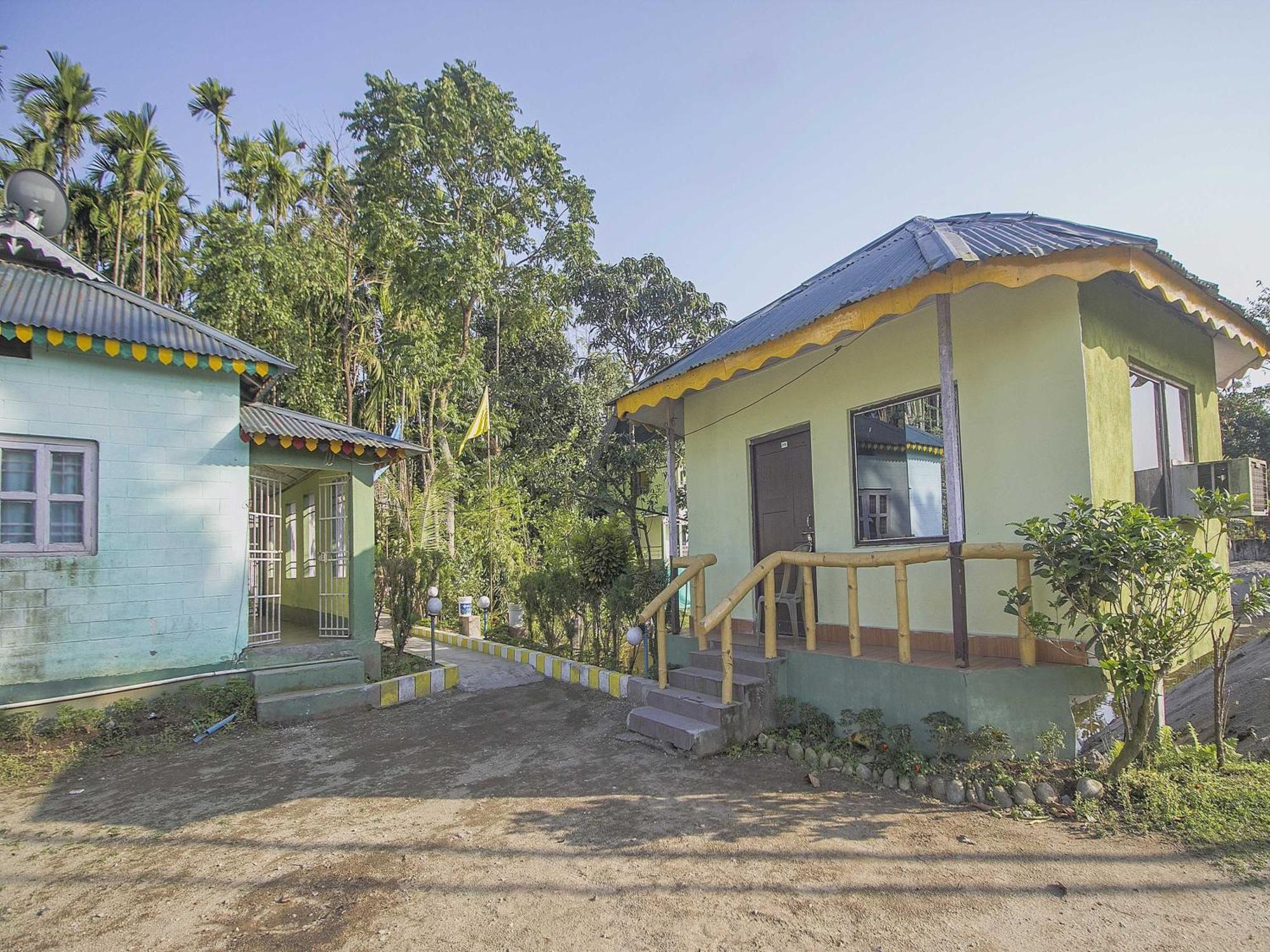 OYO 30531 Resort Green Wave Lataguri Buitenkant foto